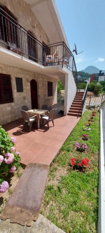 Apartments Radulovic Сутоморе Экстерьер фото