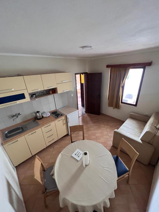 Apartments Radulovic Сутоморе Экстерьер фото