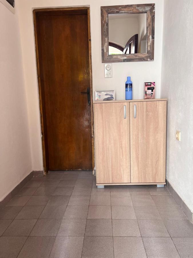 Apartments Radulovic Сутоморе Экстерьер фото