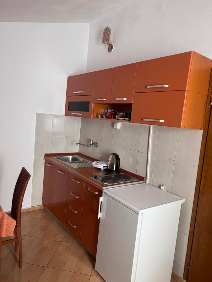 Apartments Radulovic Сутоморе Экстерьер фото