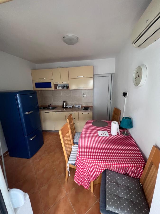 Apartments Radulovic Сутоморе Экстерьер фото